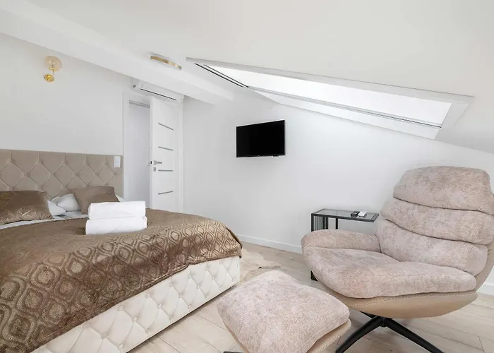 Dwupoziomowy W Wisle Z Widokiem Na Gory, Biurkiem I Klimatyzacja By Renters *